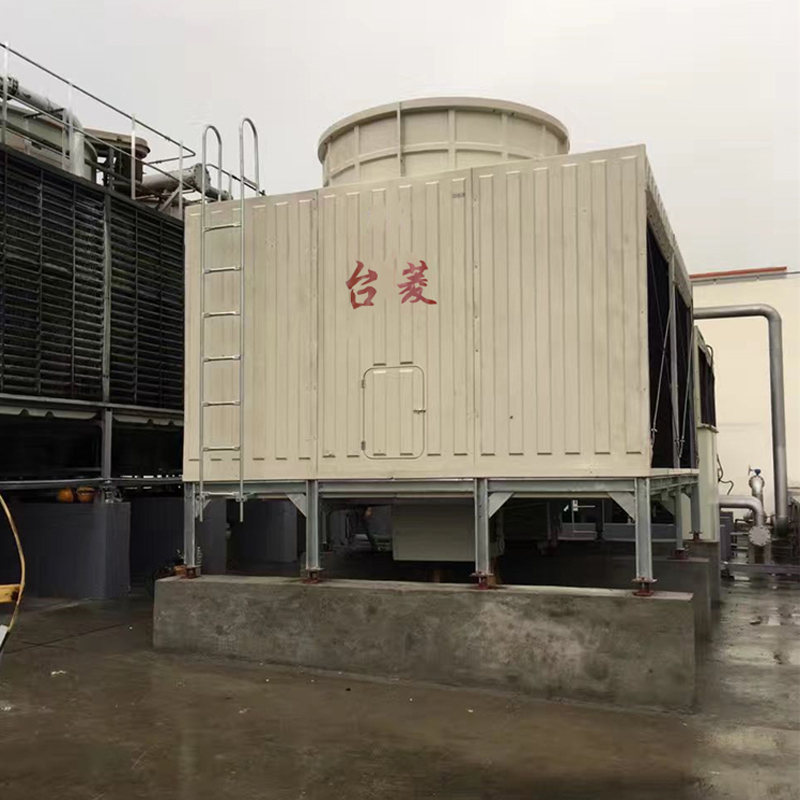 A gyártók üveg vízszintes áramlású hűtőtorony cirkulációs vízellátó szivattyút szállítanak